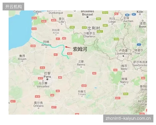 在阵地战难以打开局面的情况下，利用定位球由科尔多瓦和埃斯科瓦尔等高点完成头球攻门，将是重要得分手段。
